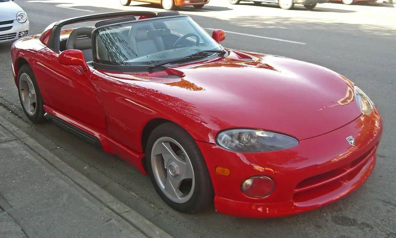 1280px-DODGE_Viper_Gen_1.webp