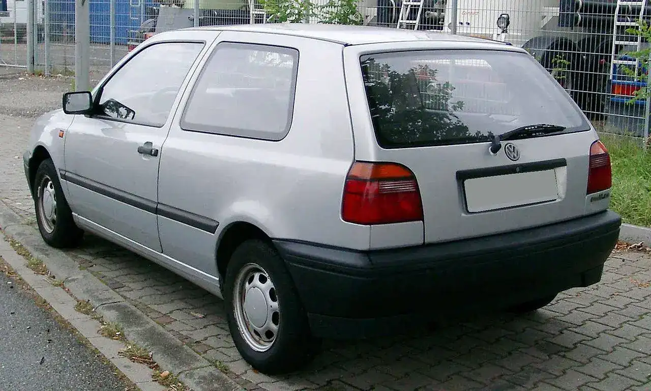 1280px-VW_Golf_III_rear_20081027.webp