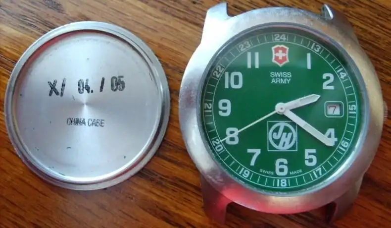 1281217695-victorinox-cased-china-victorinox-watch.webp