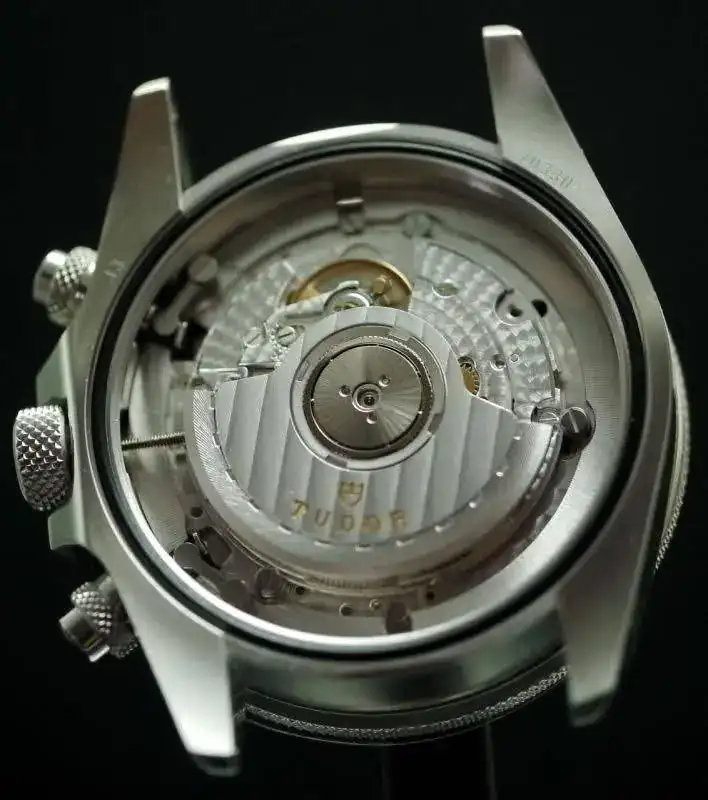 1296B848-4CED-49C6-9EB7-7C7EC9BEAD17.webp