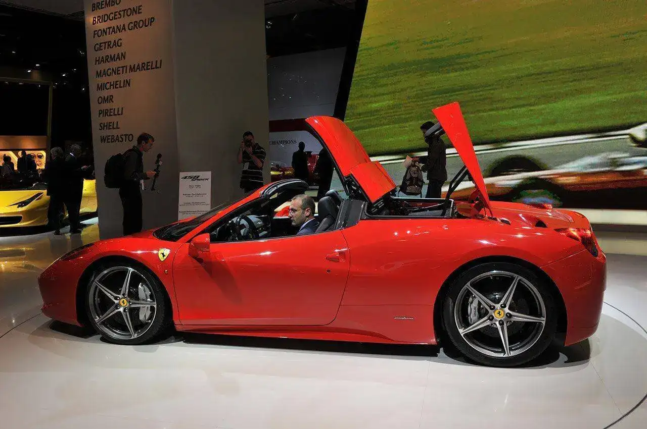 13-ferrari-458-spider-frankfurt.webp
