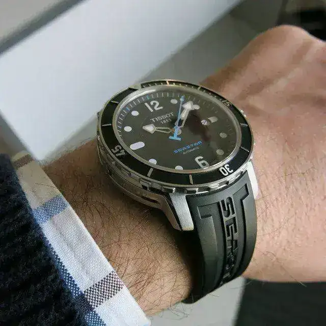 13324758725_88a8ed86e5_z.webp