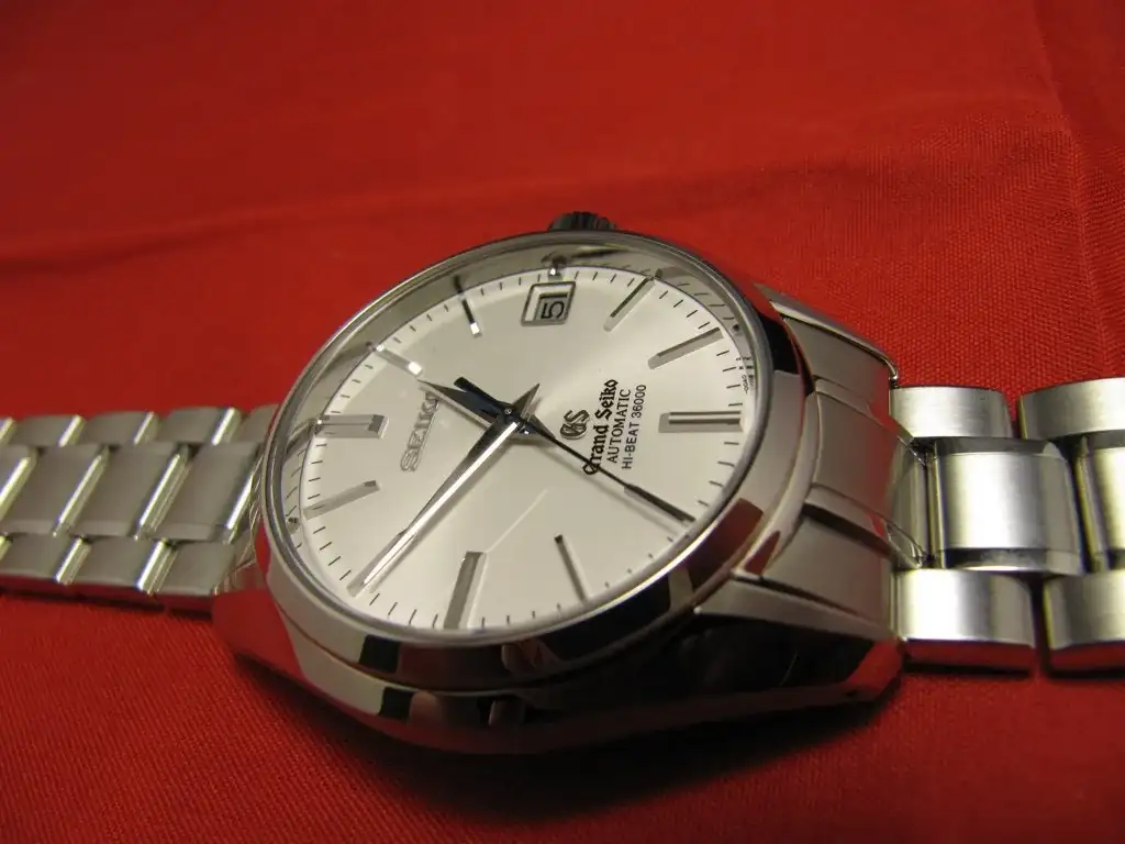 1332574764-%2A%2A-show-your-grand-seiko-%2A%2A-web.webp