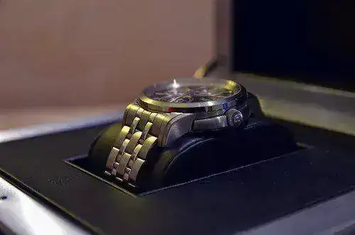 13545122544_31b932f2fc.webp