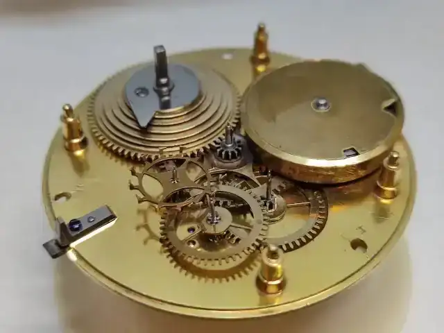14.4. Restauración reloj Miquel.webp