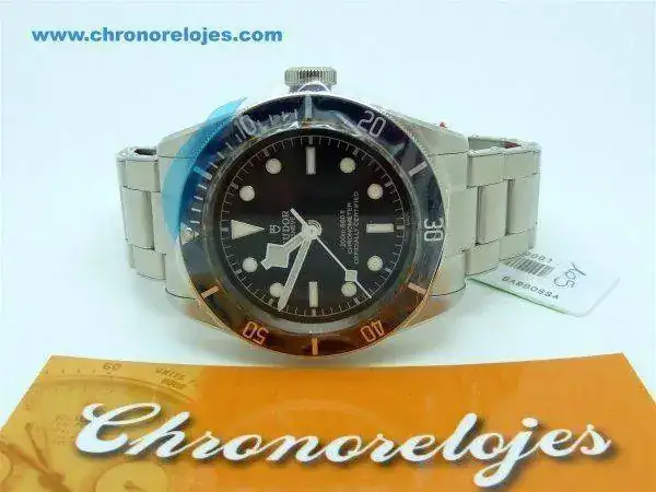 149536186146_1.webp