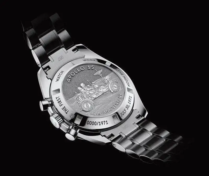15-40th-anniversary-limited-edition-watch-caseback.webp
