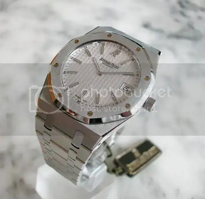 15202STOO0944ST01.webp
