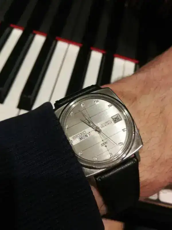 1551088755559.webp
