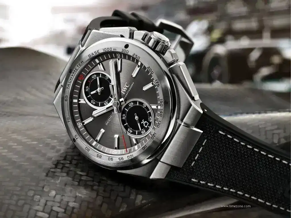 15_IWC_Ingenieur_Chronograph_Racer_Mood.webp