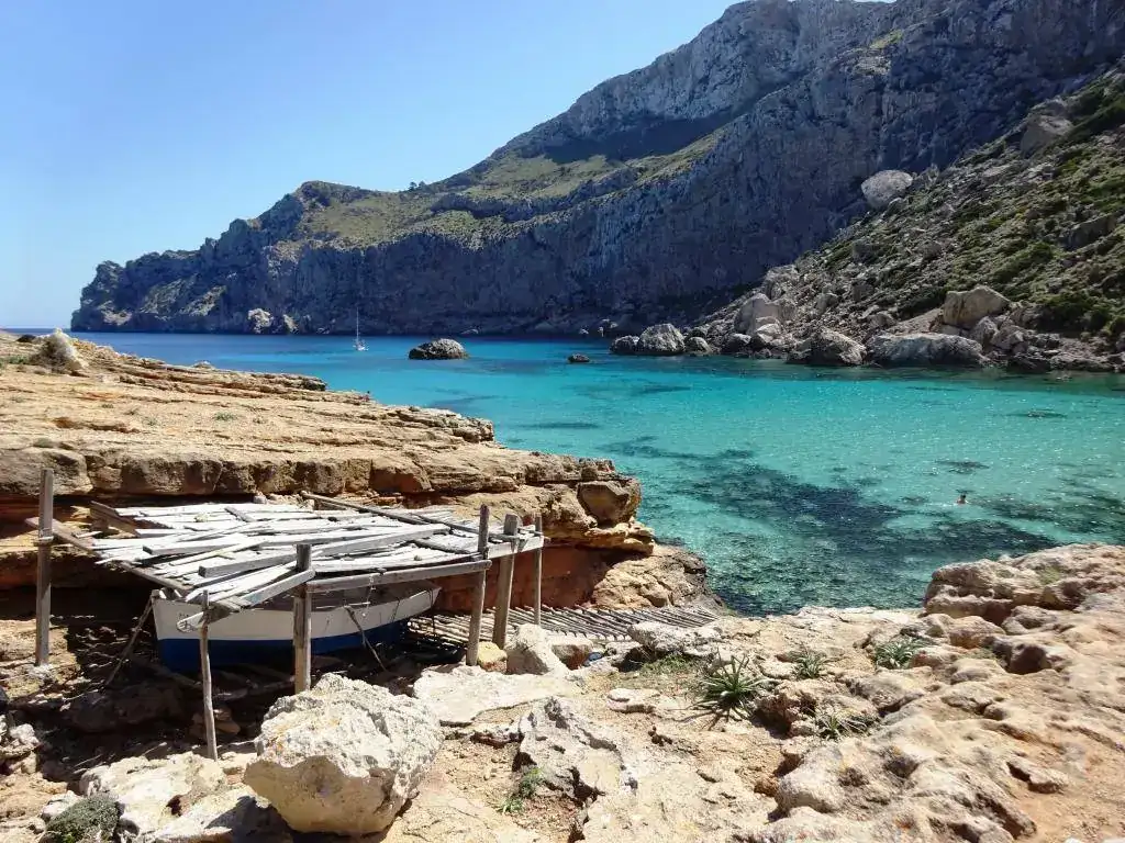 16041650 122 Paseando por Cala Figuera de Pollença.webp