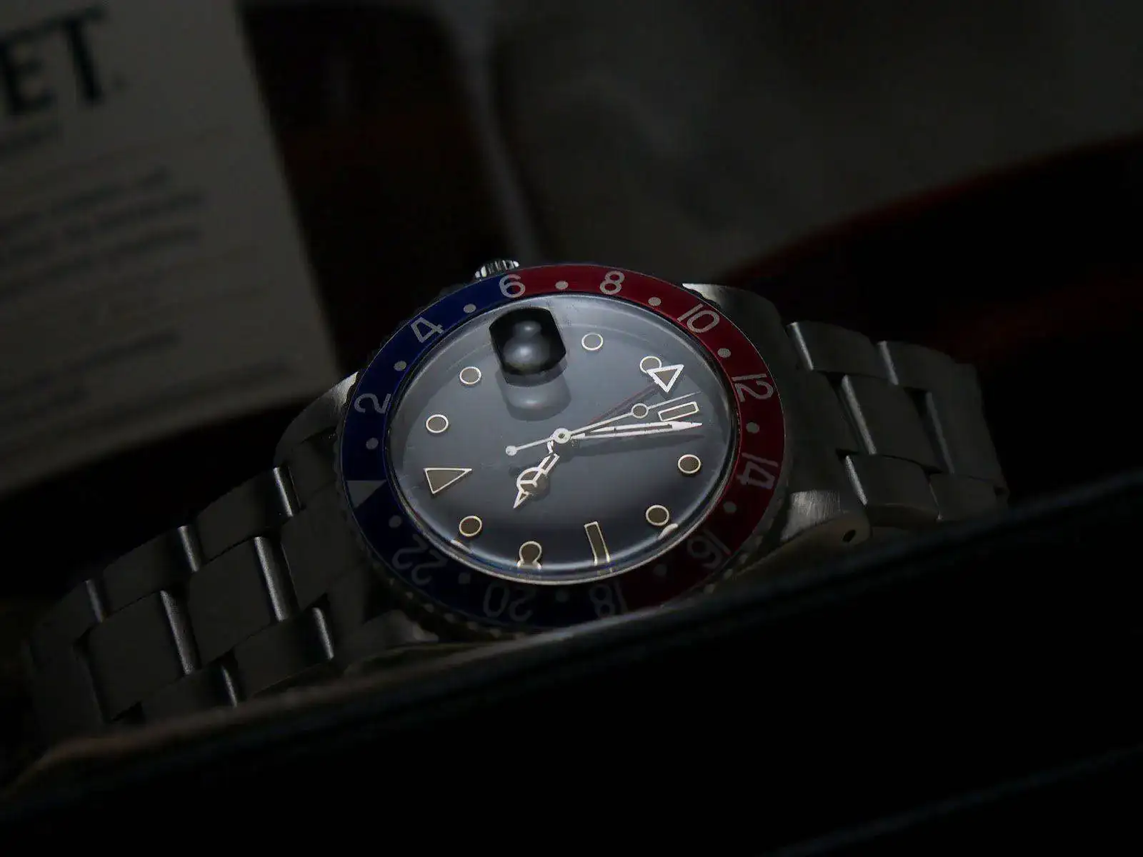 16750c-02.webp