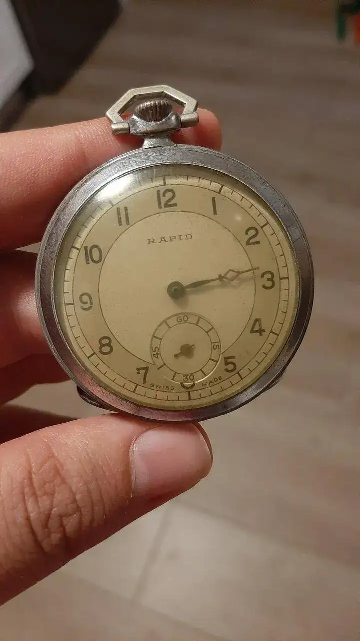 1689616904881392622270116126049.webp