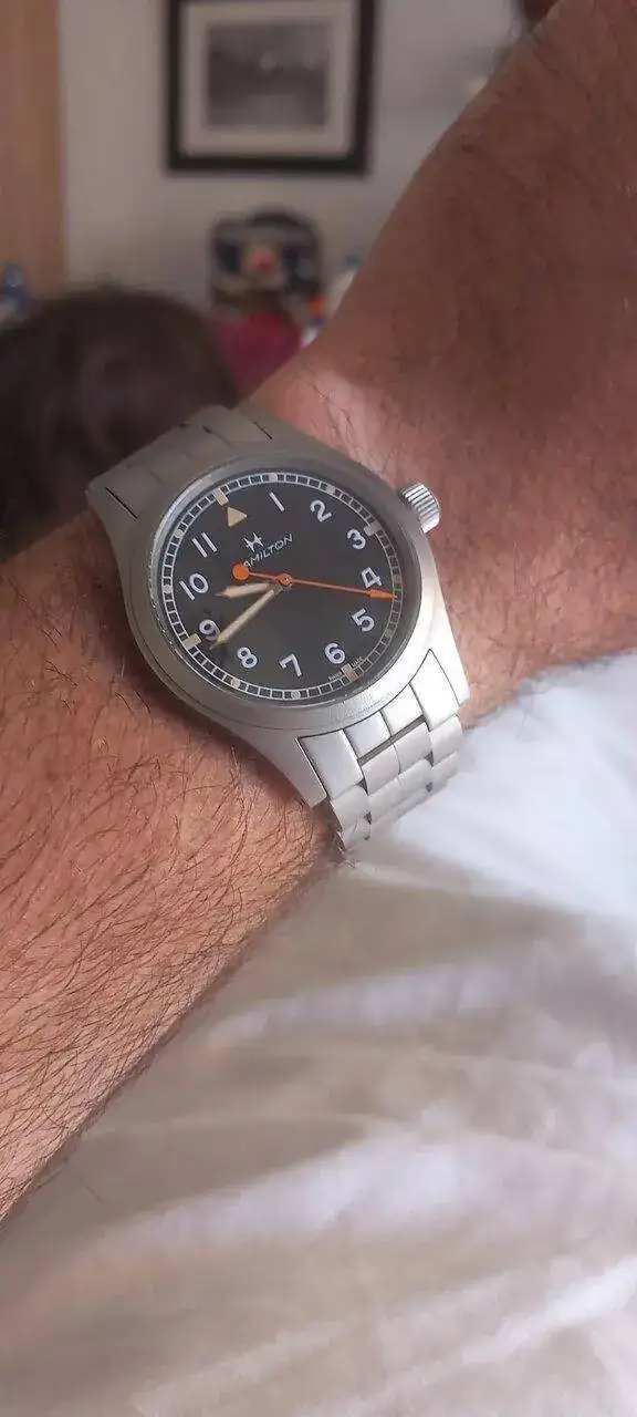 16912213375611937489985972121727.webp