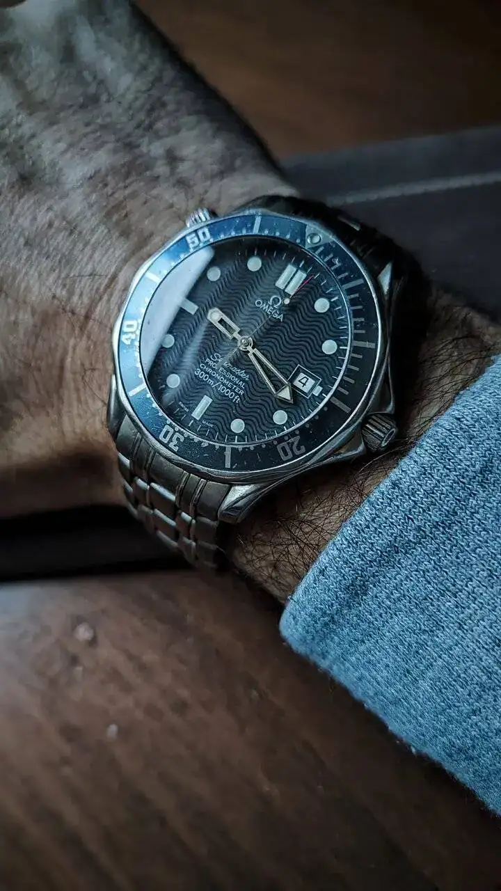 1704356350247-01.webp