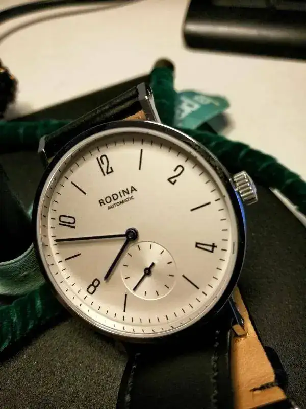 17101070 202 RODINA R005.webp
