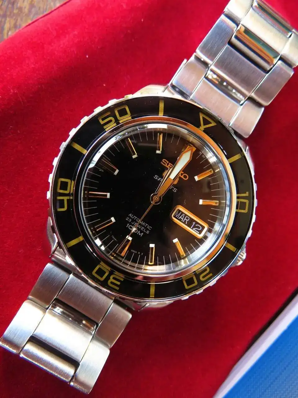 17121270 143 SEIKO 5 SPORTS SNZH57K1.webp