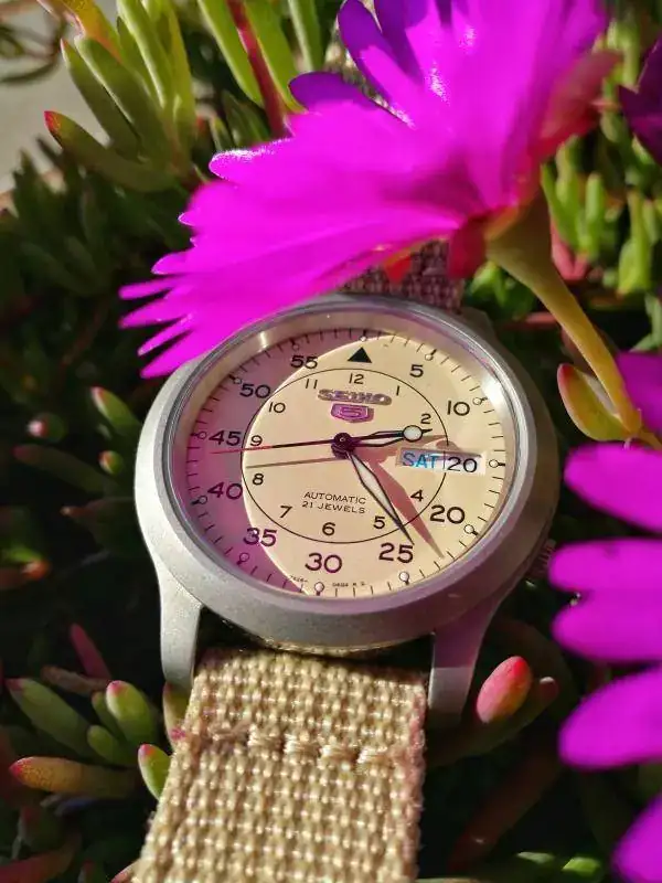 18012070 305 SEIKO SNK803K2 DESERT STORM.webp