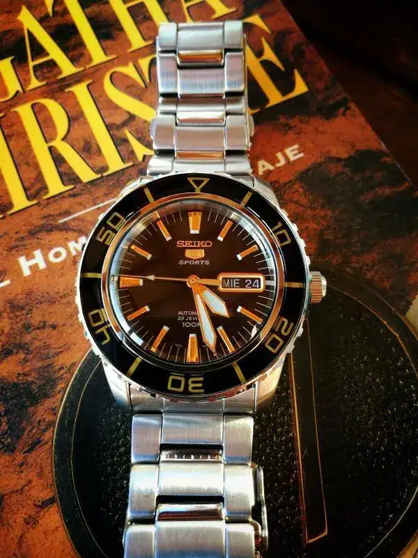 18012480 100 SEIKO 5 SPORTS SNZH57K1.webp