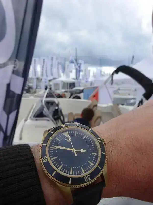 18050170 203 VENTUS MORI BRASS DIVER.webp