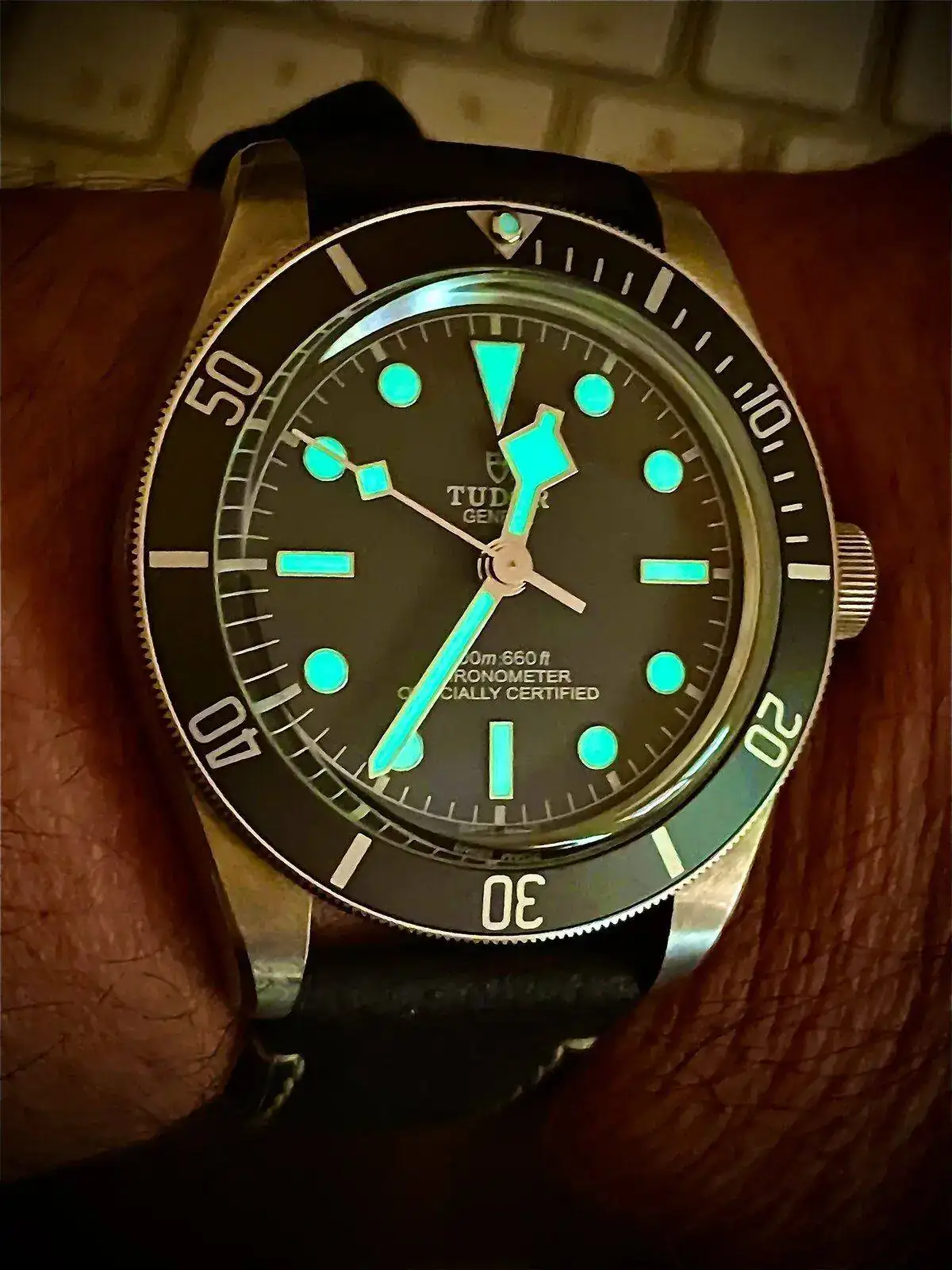 18100B00-A156-4958-B999-989812F4F1EF.webp