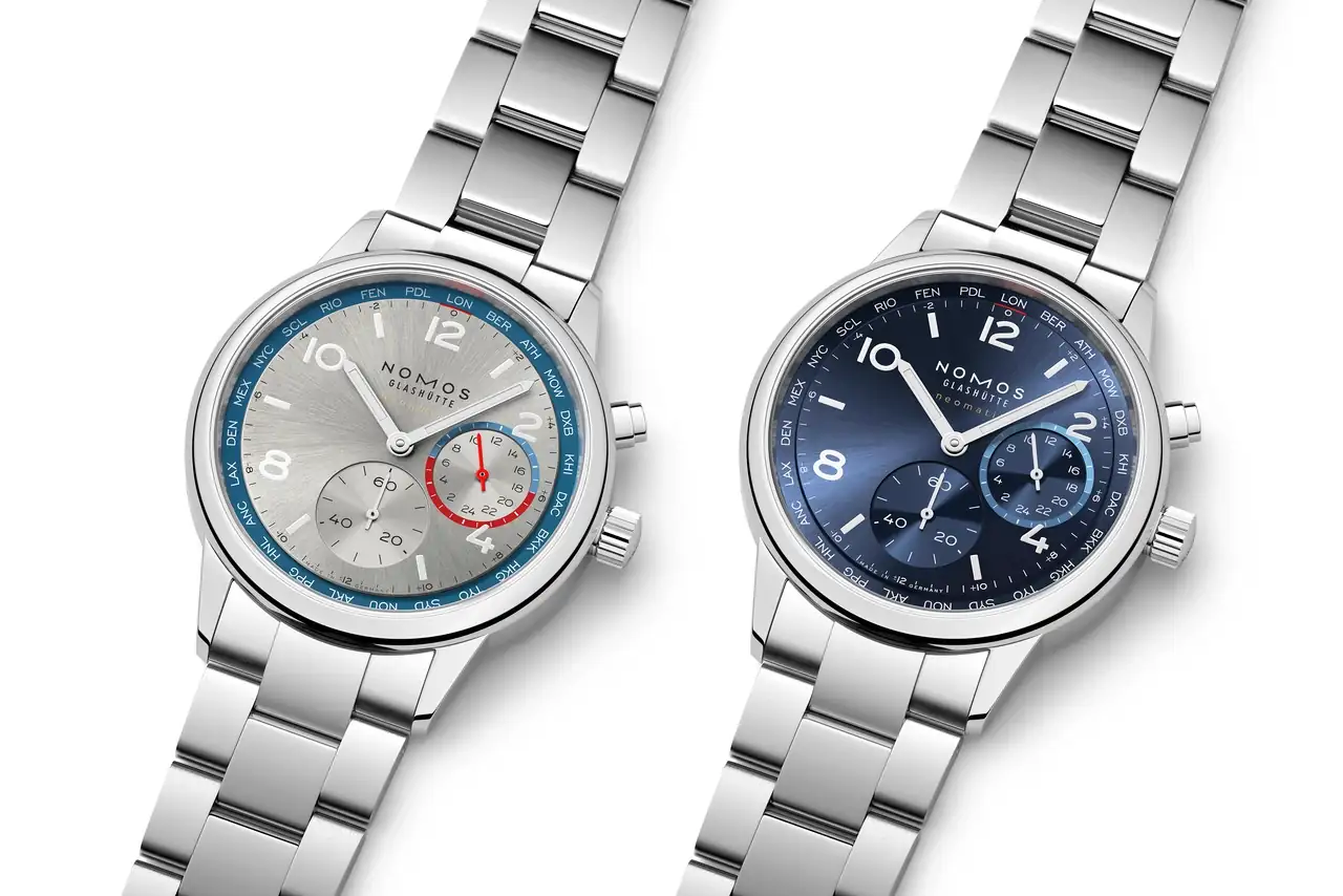 18_NOMOSGlashuette_0791_0790_Club_Sport_neomatik_Worldtimer_silver_blue_3543x2362px.webp