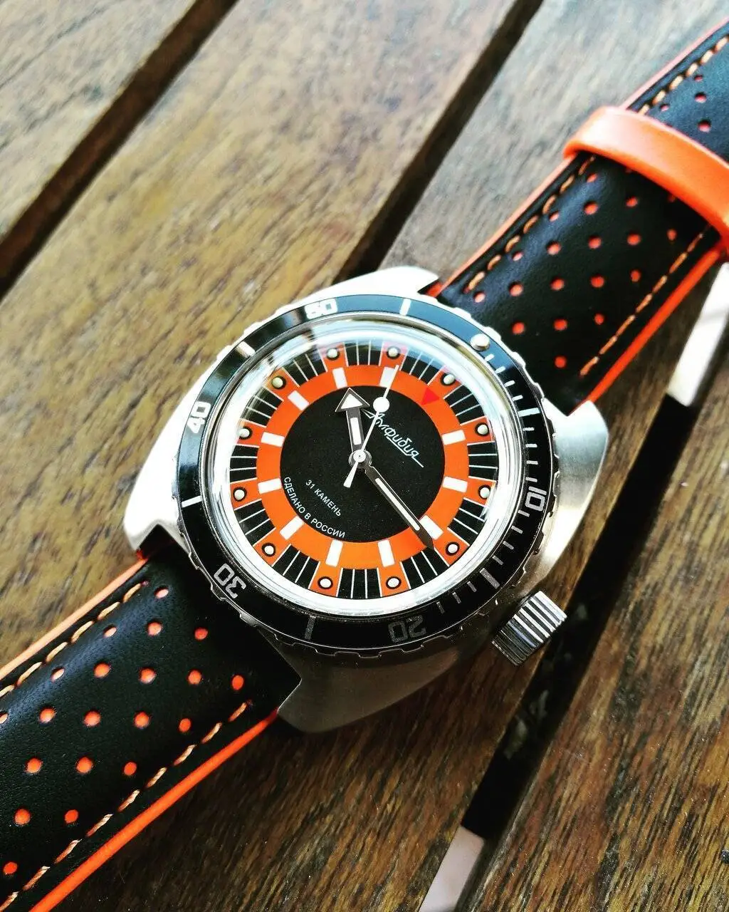 19011370 359 VOSTOK AMPHIBIAN SE150JI07.webp