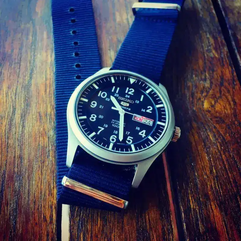 19032470 516 SEIKO 5 NAVY BLUE SNZG11K1.webp