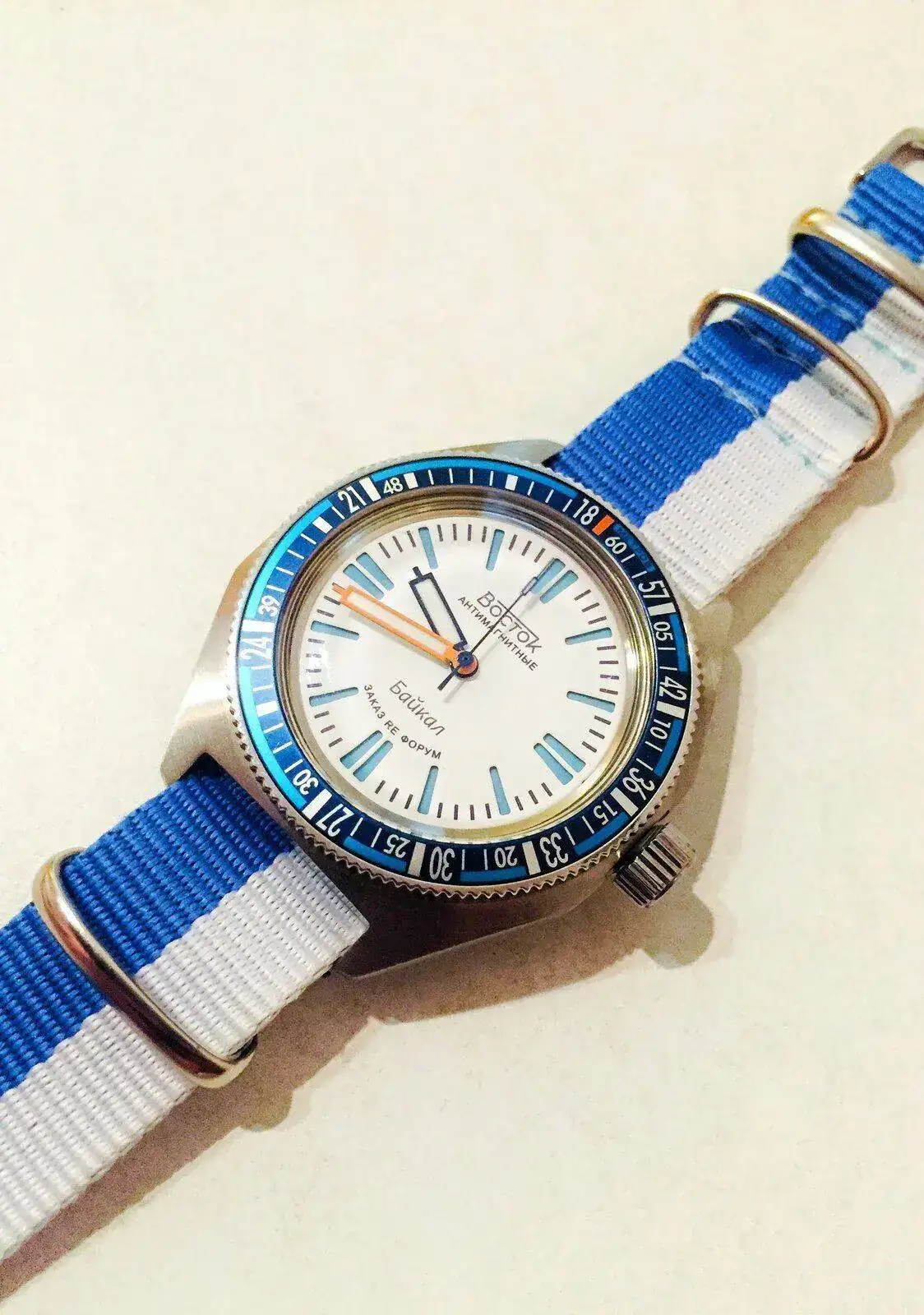 19060170 215 AMPHIBIA SE 650B08 BAIKAL.jpg