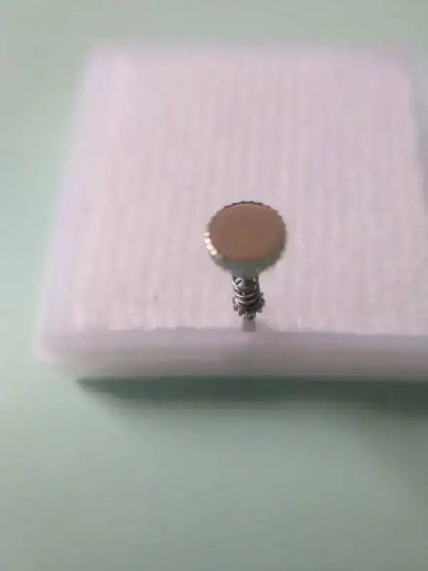 1931861076.webp