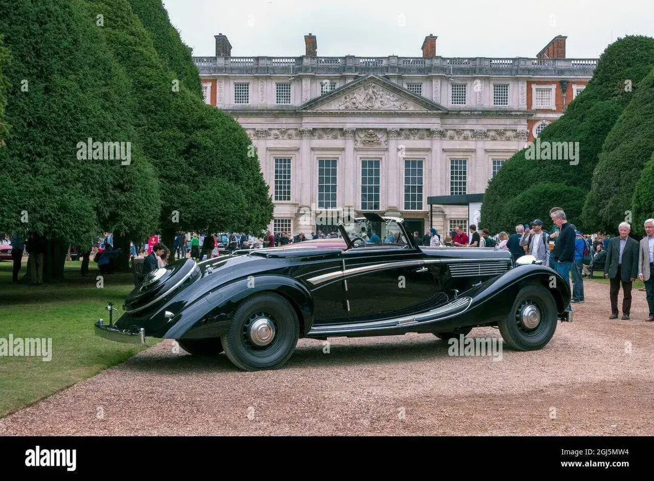 1938-maybach-sw38-roadster-especial-en-el-2021-hampton-court-palace-concours-londres-reino-uni...jpg