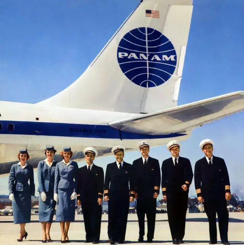1958-Pan-Am-707-Crew.webp