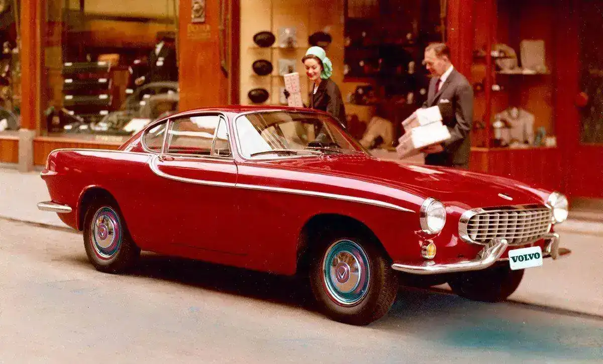 1964-Volvo-1800-red.webp