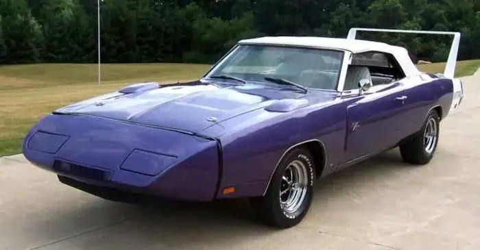 1970DodgeChargerDaytona_02_700.webp