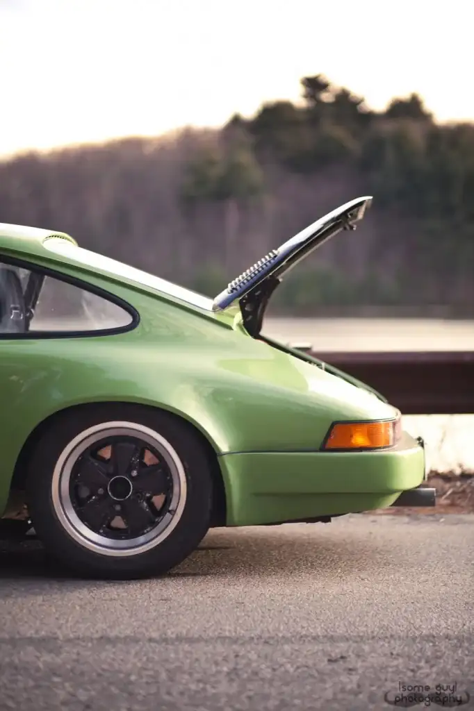 1982-green-porsche-911_006-682x1024.webp