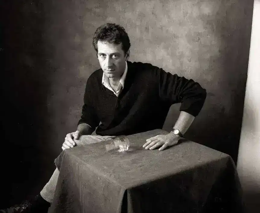 1986+rafael-sanz-lobato-Chema+Madoz.webp