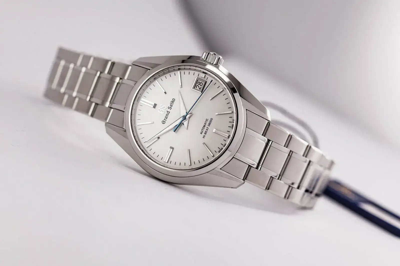 1_8f37155f-e589-4a80-90f8-6605c8546f0d_2048x2048.webp