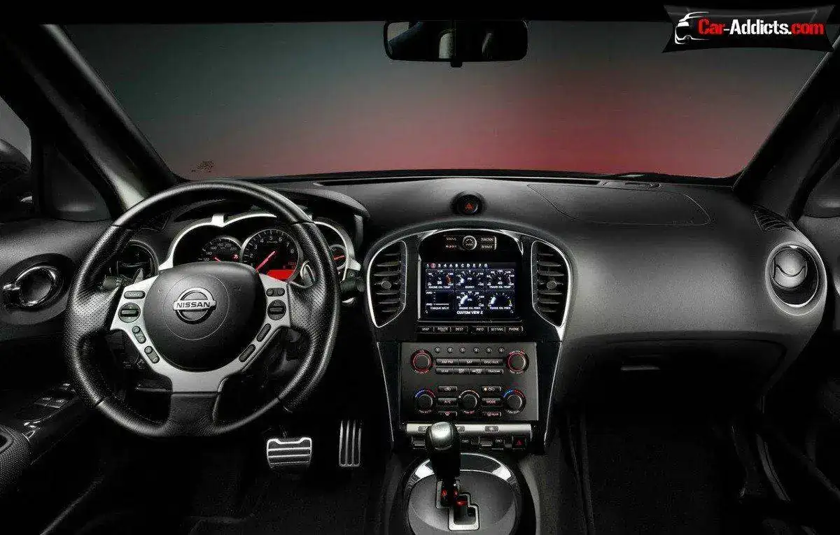 2011_Nissan_Juke-R_5.webp