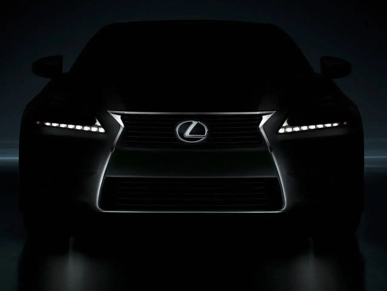 2012-gs350-teaser-3.webp