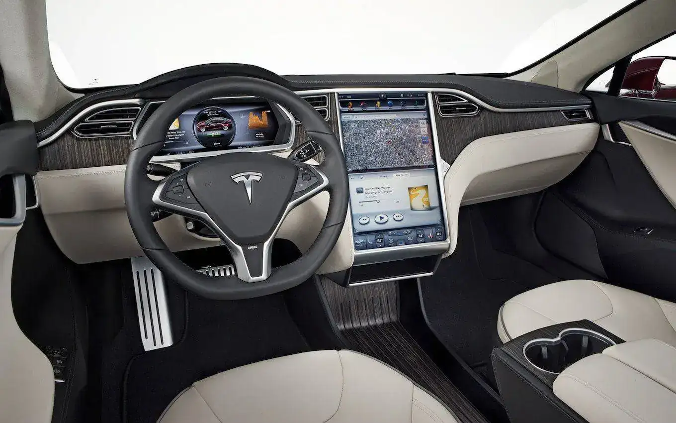 2012-Tesla-Model-S-interior.webp