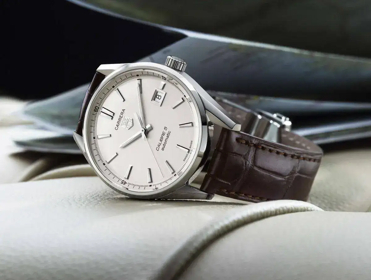 2014-TAG-Heuer-Carrera-Calibre-5-WAR211B.webp