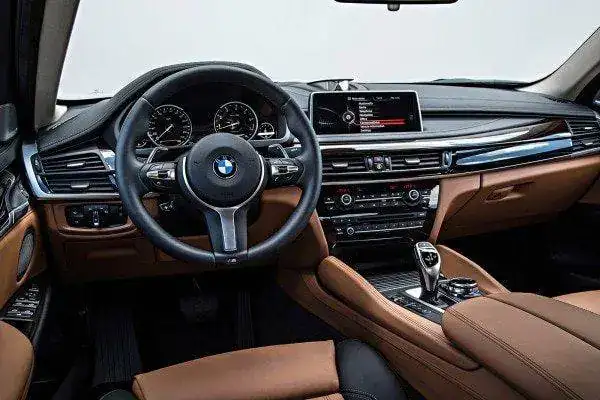 2015_bmw_x6_fint_fd_1014142_600.webp