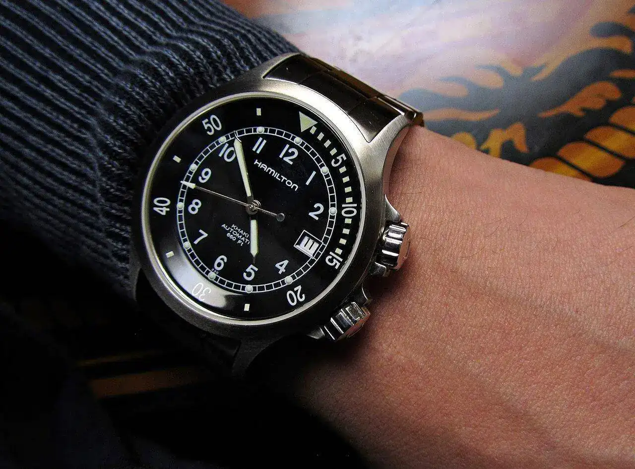 2017 Hamilton Navy H775150 II.webp