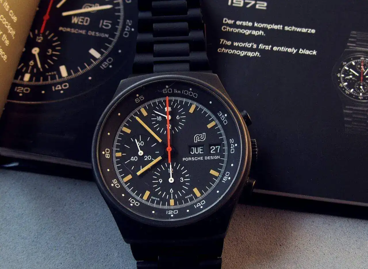 2017 Porsche Design 7176S.webp