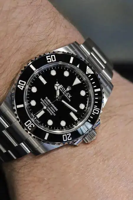 2020-Rolex-SubmarinerReducido.jpg