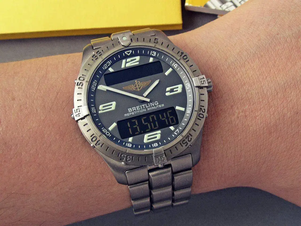 2021 Breitling Aerospace grey NOS.webp