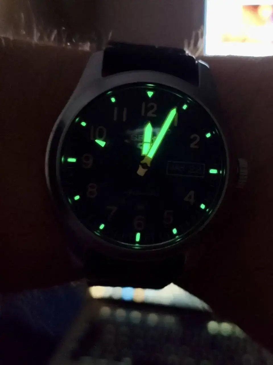 2023-11-22 00.02.50.webp