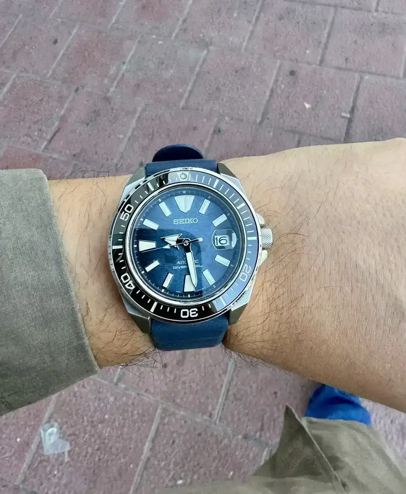 2025-10-16 09.27.48.webp