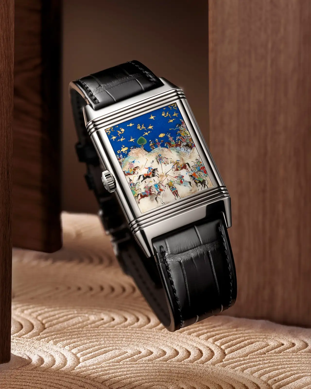 2025-q39334s1-reverso-shahnameh-levitation2-srgb-4-5.webp