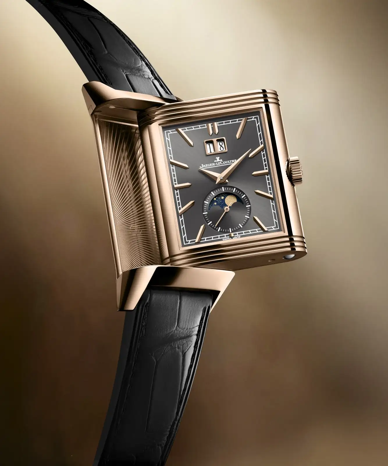 2025-q71125e1-reverso-trib-nonantieme-closeup1-adobe98-fullsize.webp